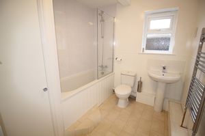 BATHROOM- click for photo gallery